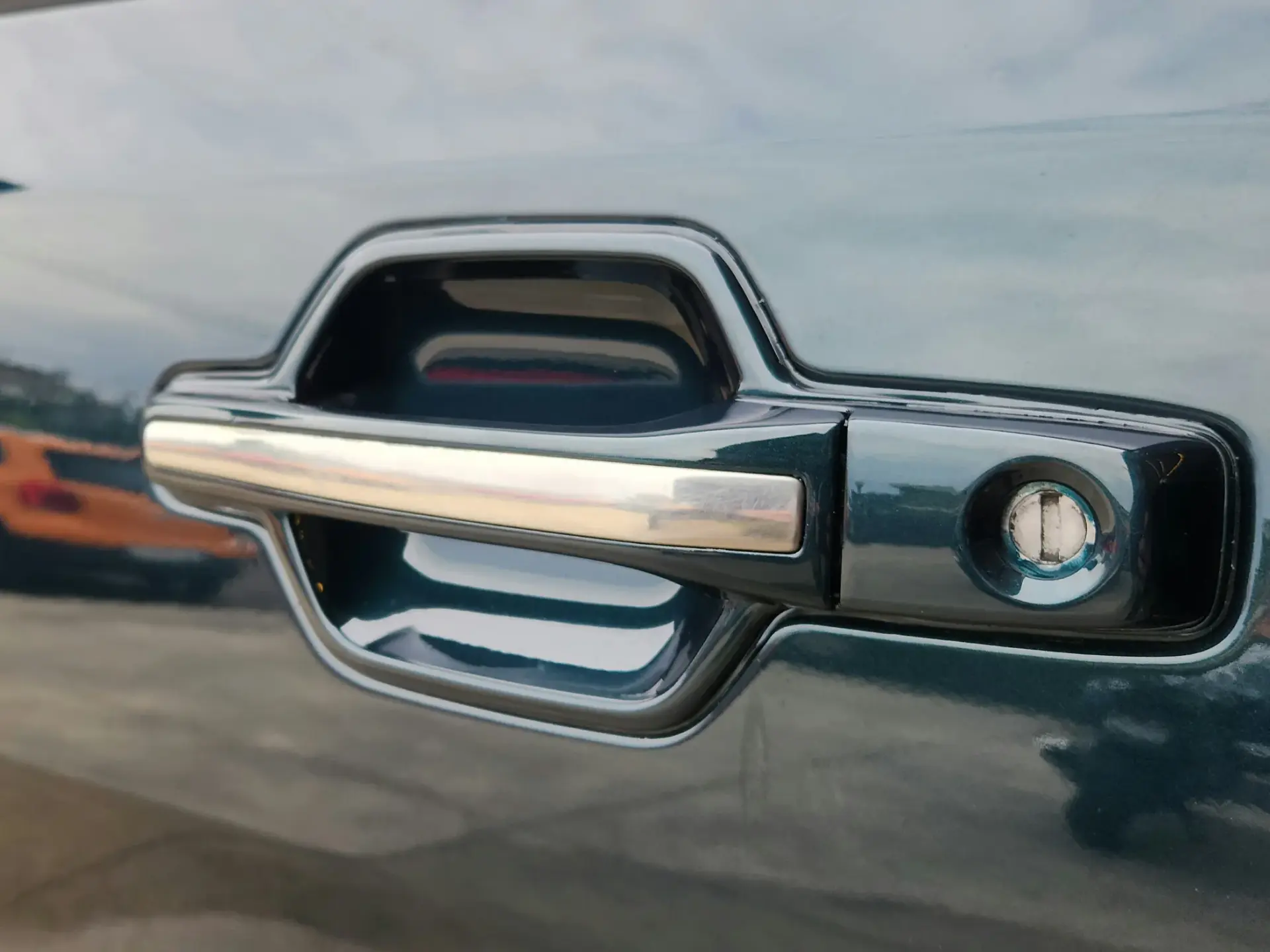 Mitsubishi Pajero 3.2 DI-D GLS ABS+CA+TA 27