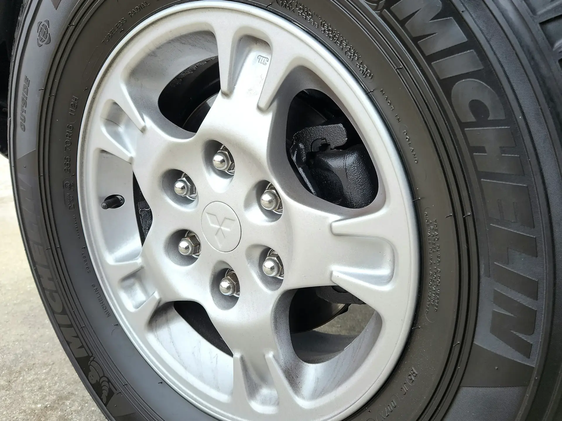 Mitsubishi Pajero 3.2 DI-D GLS ABS+CA+TA 29