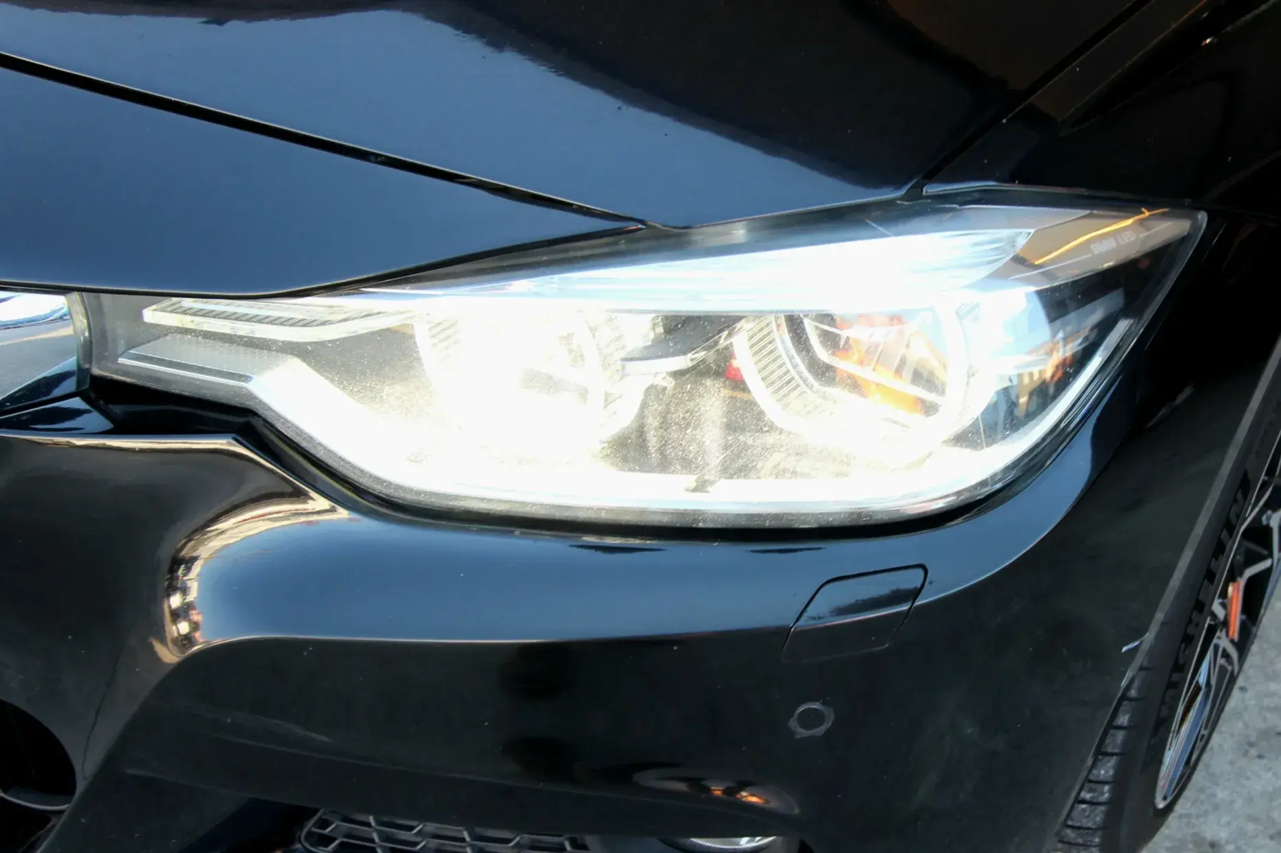 BMW 320 d Touring EfficientDynamics Line Sports 17
