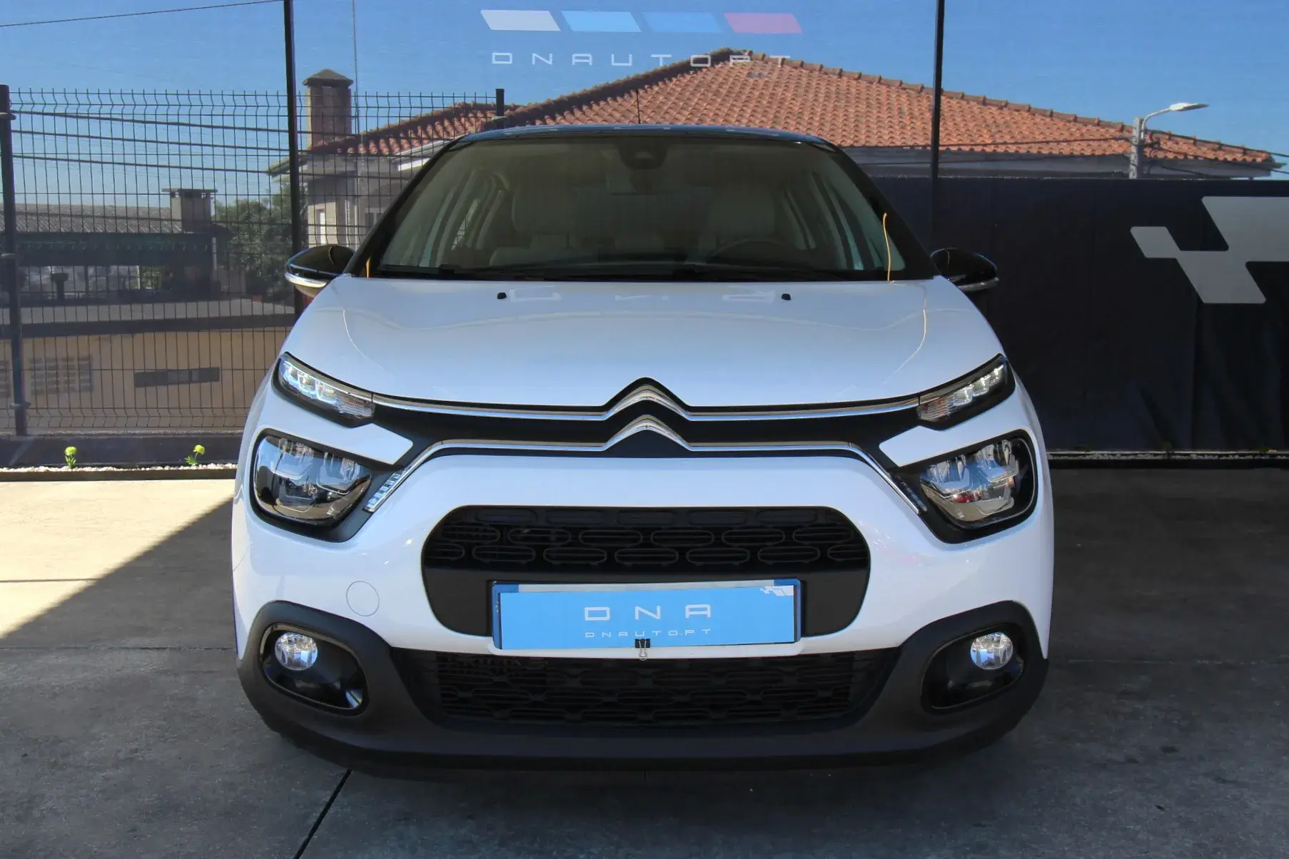 Citroën C3 1.2 PureTech Shine 2
