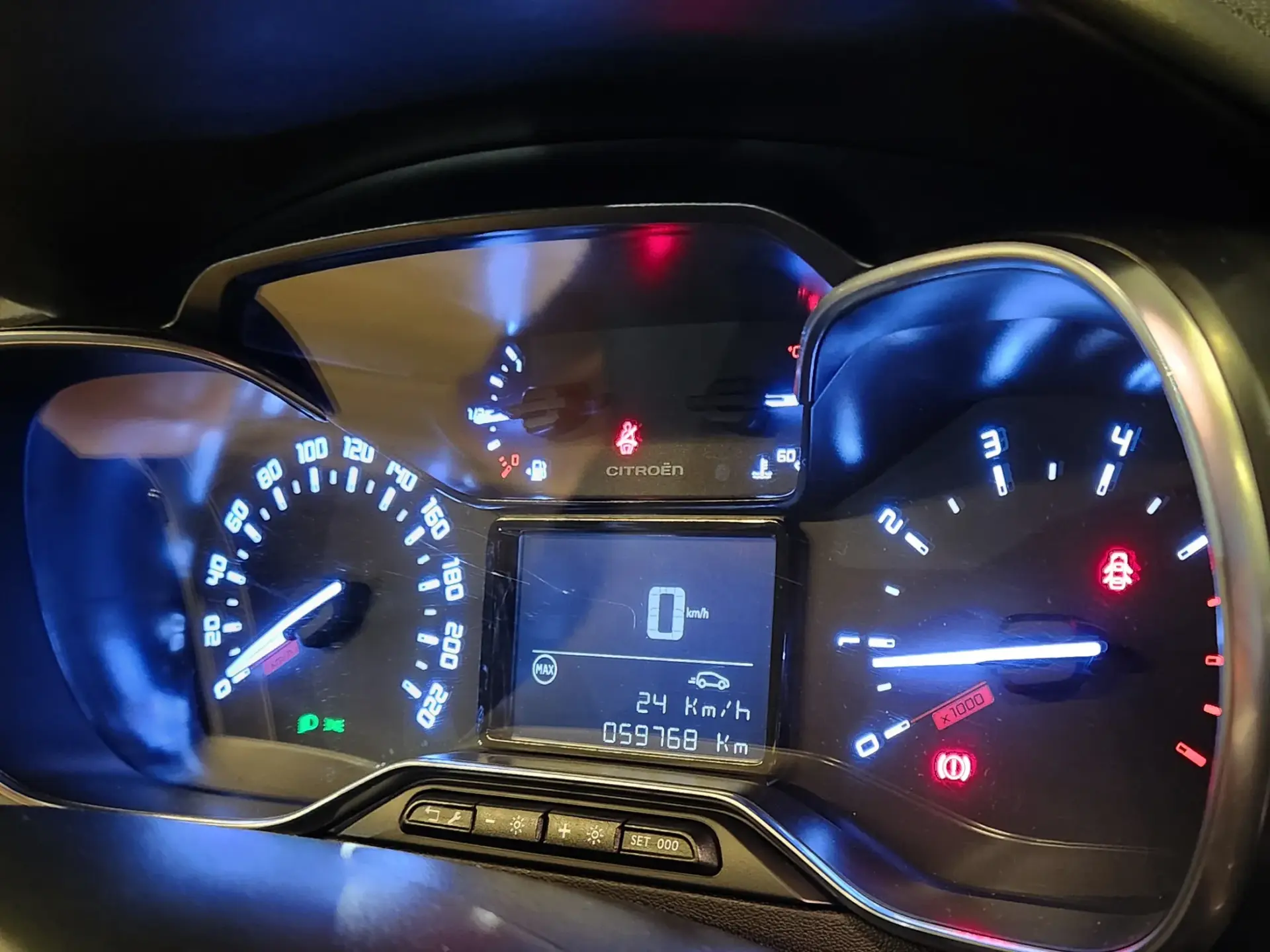 Citroën C3 1.2 PureTech Shine 19