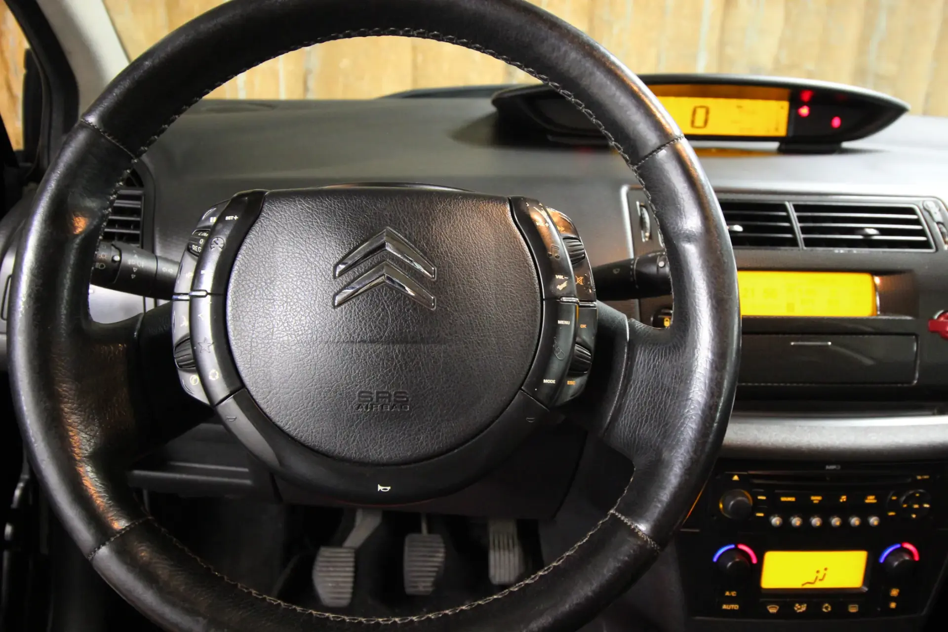 Citroën C4 1.6 HDi by Loeb 12