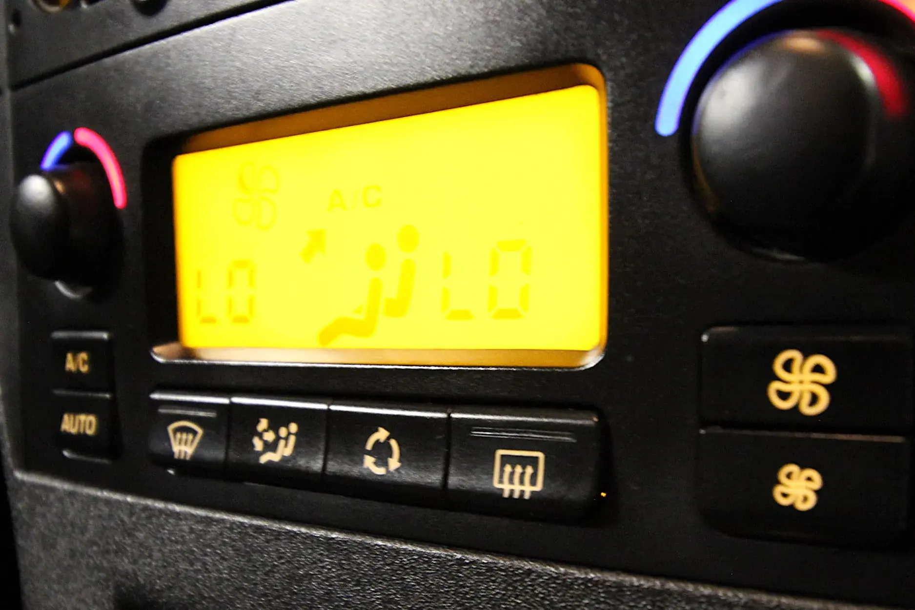 Citroën C4 1.6 HDi by Loeb 20