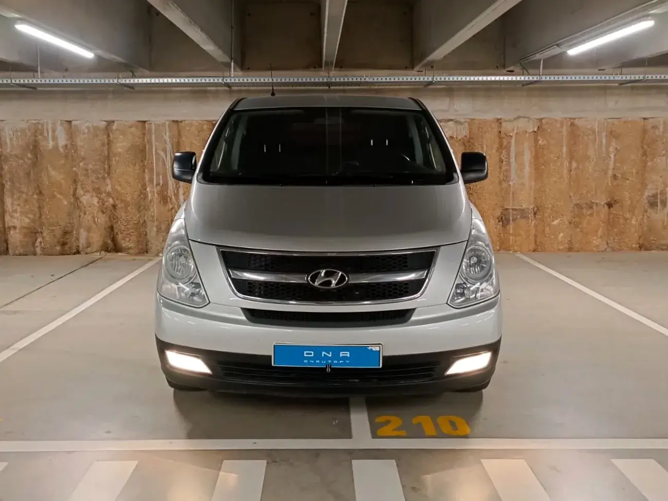 Hyundai H-1 2.5 CRDi 2