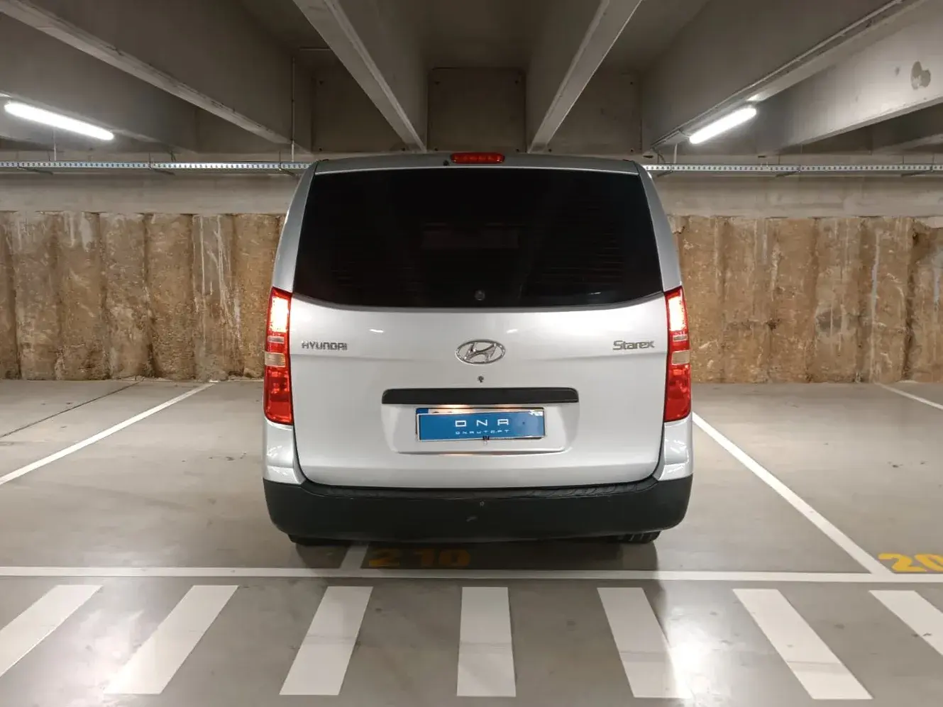 Hyundai H-1 2.5 CRDi 4