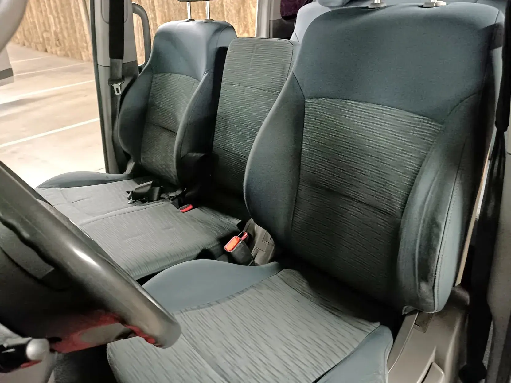 Hyundai H-1 2.5 CRDi 18