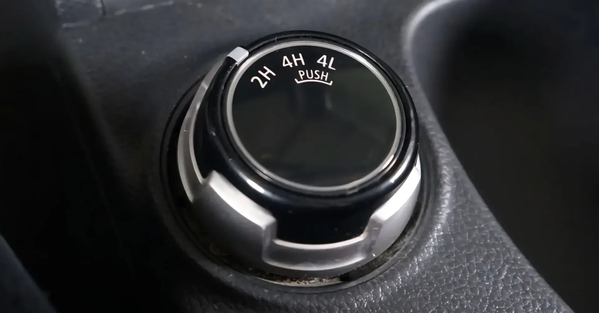 Mitsubishi L200 2.4 DI-D CD Space Cab 3L Instyle Sportbox 4WD 8