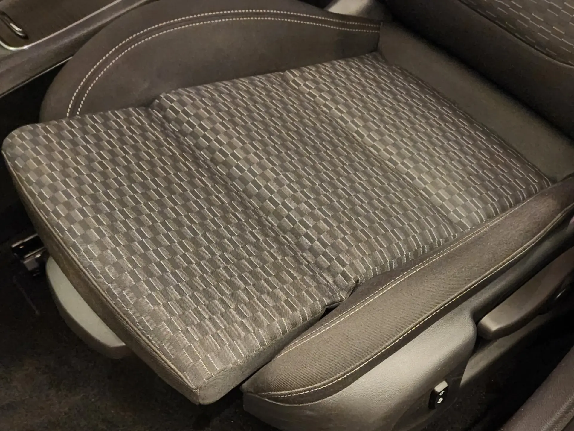 Opel Astra Sports Tourer 1.6 CDTI Dynamic S/S 11