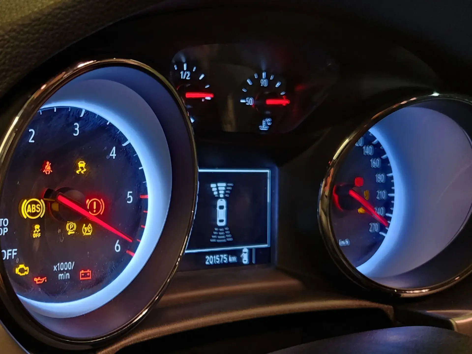 Opel Astra Sports Tourer 1.6 CDTI Dynamic S/S 14