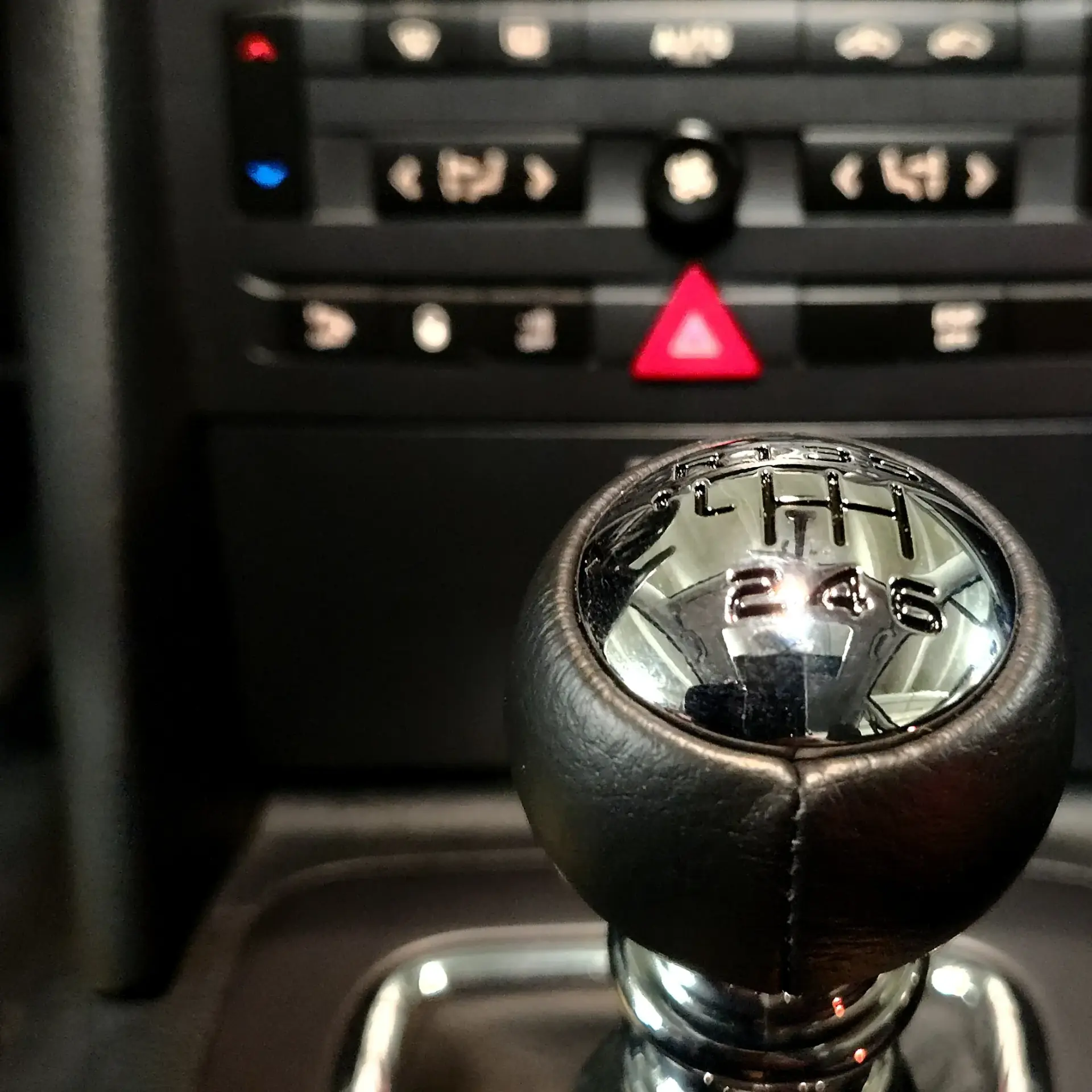 Peugeot 407 2.0 HDi 6