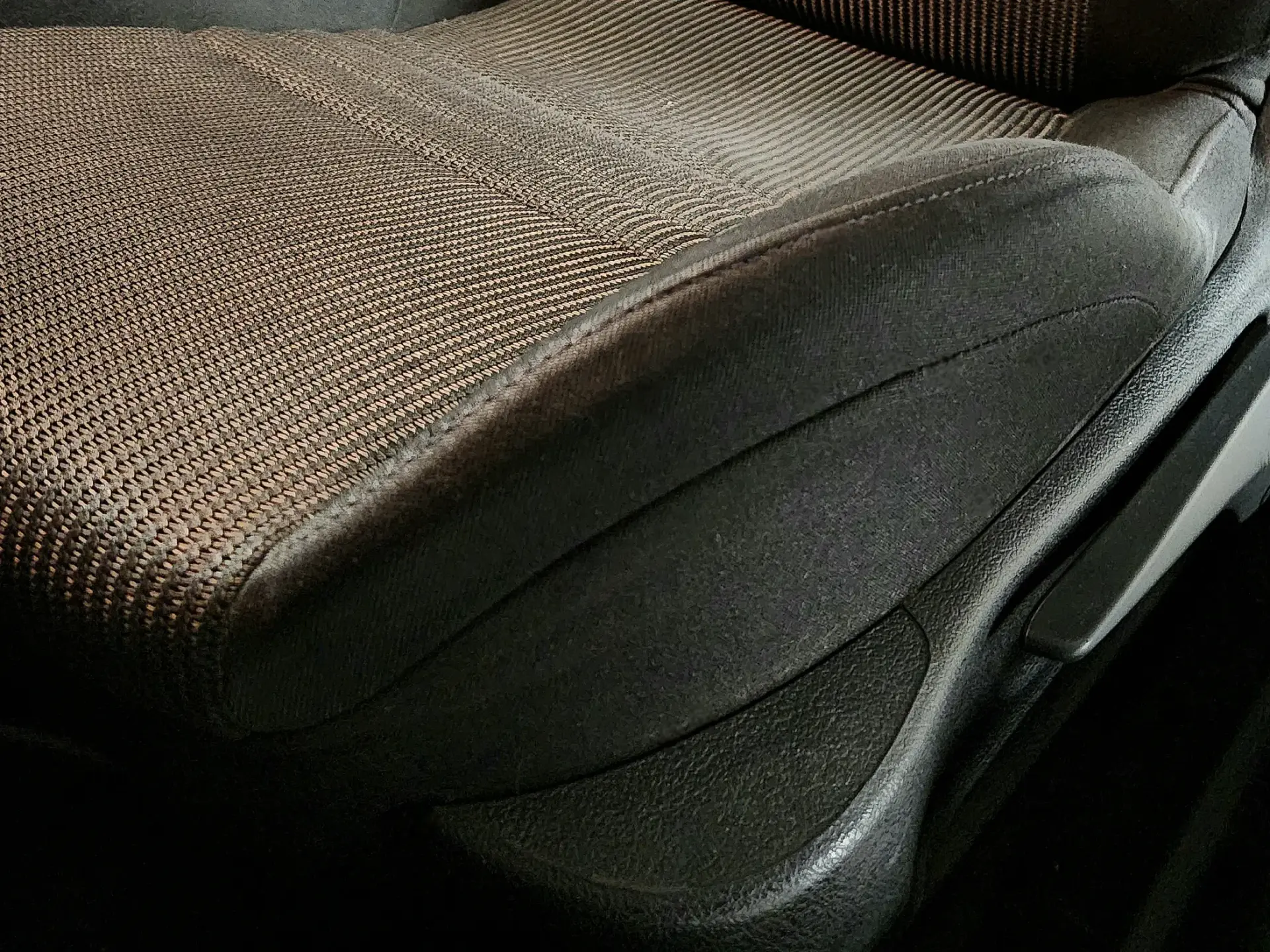 Peugeot 407 2.0 HDi 14