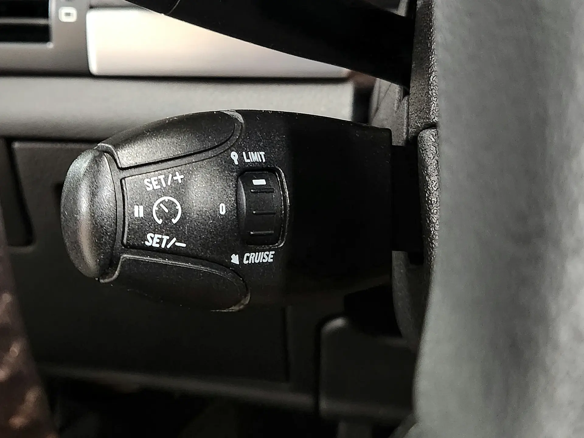 Peugeot 407 2.0 HDi 19