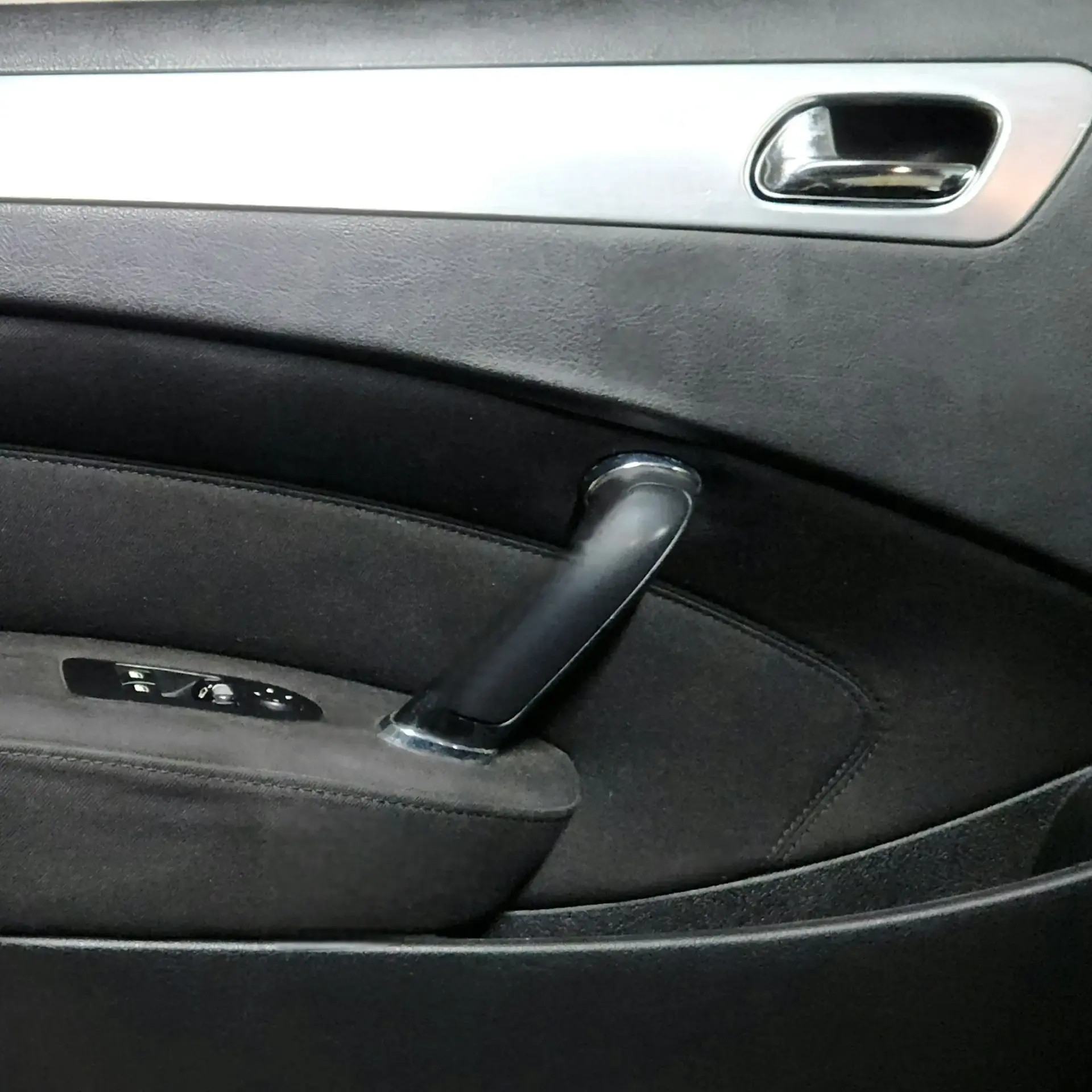 Peugeot 407 2.0 HDi 23