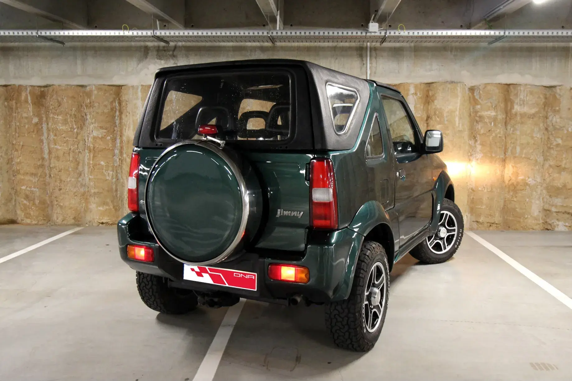 Suzuki Jimny 1.3 VVT 16V JLX Hard Top 5