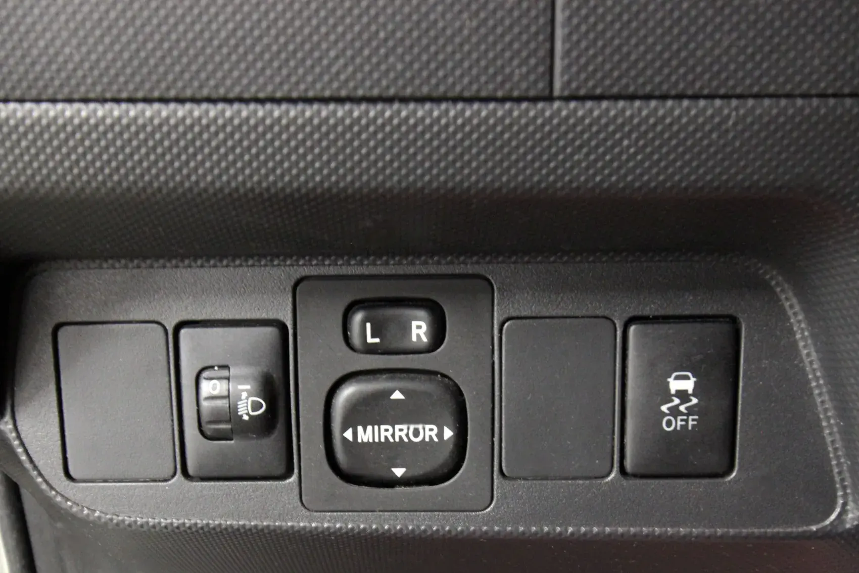 Toyota Auris 1.4 D-4D AC 20