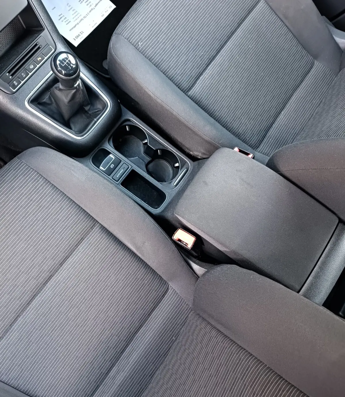 Volkswagen Tiguan 2.0 TDi Sport BlueMotion 8