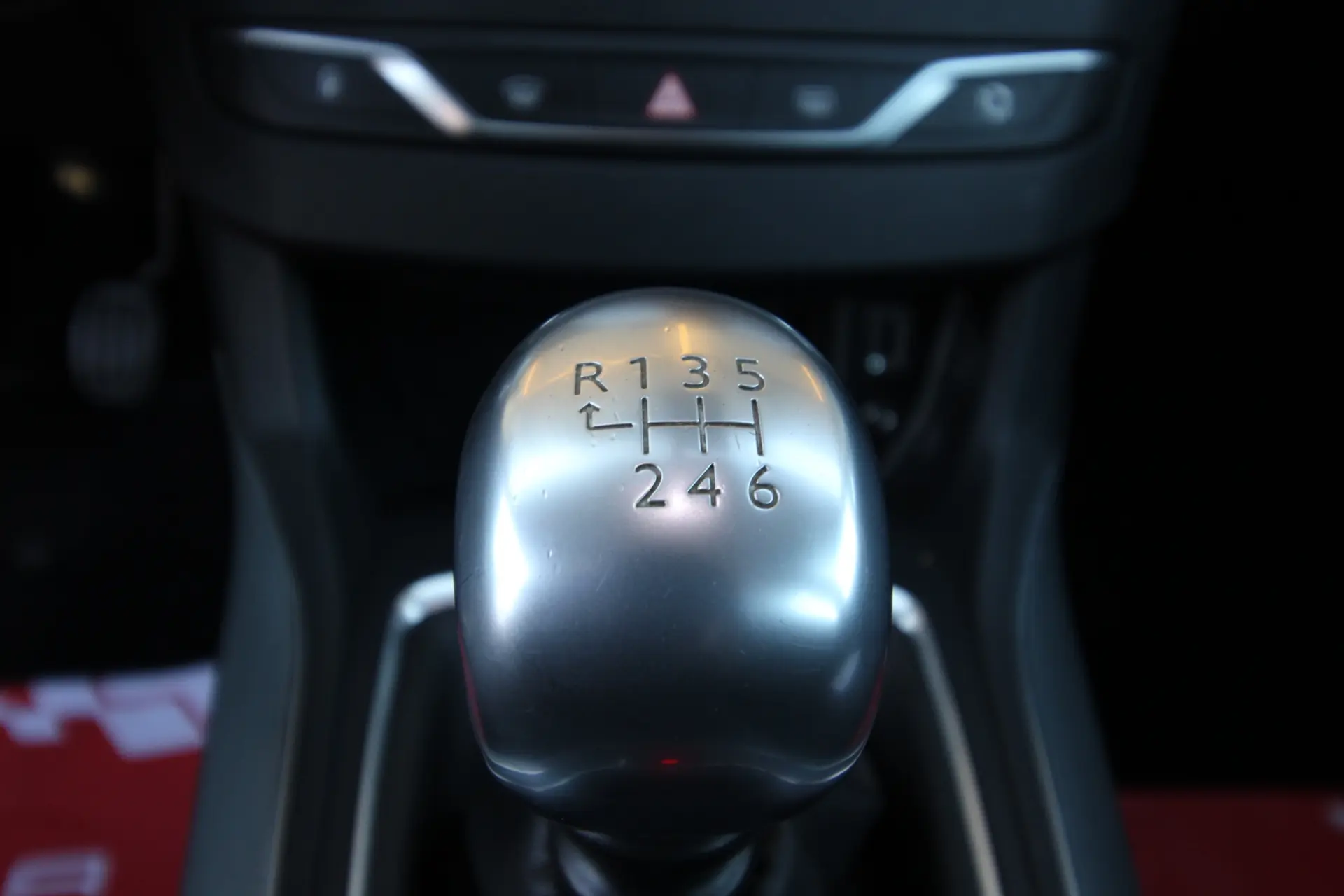 Peugeot 308 SW 1.6 BlueHDi Allure 8