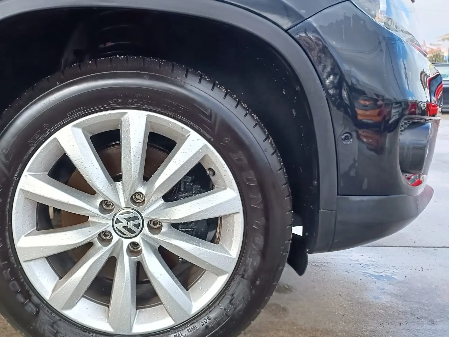 Volkswagen Tiguan 2.0 TDi Sport BlueMotion 4