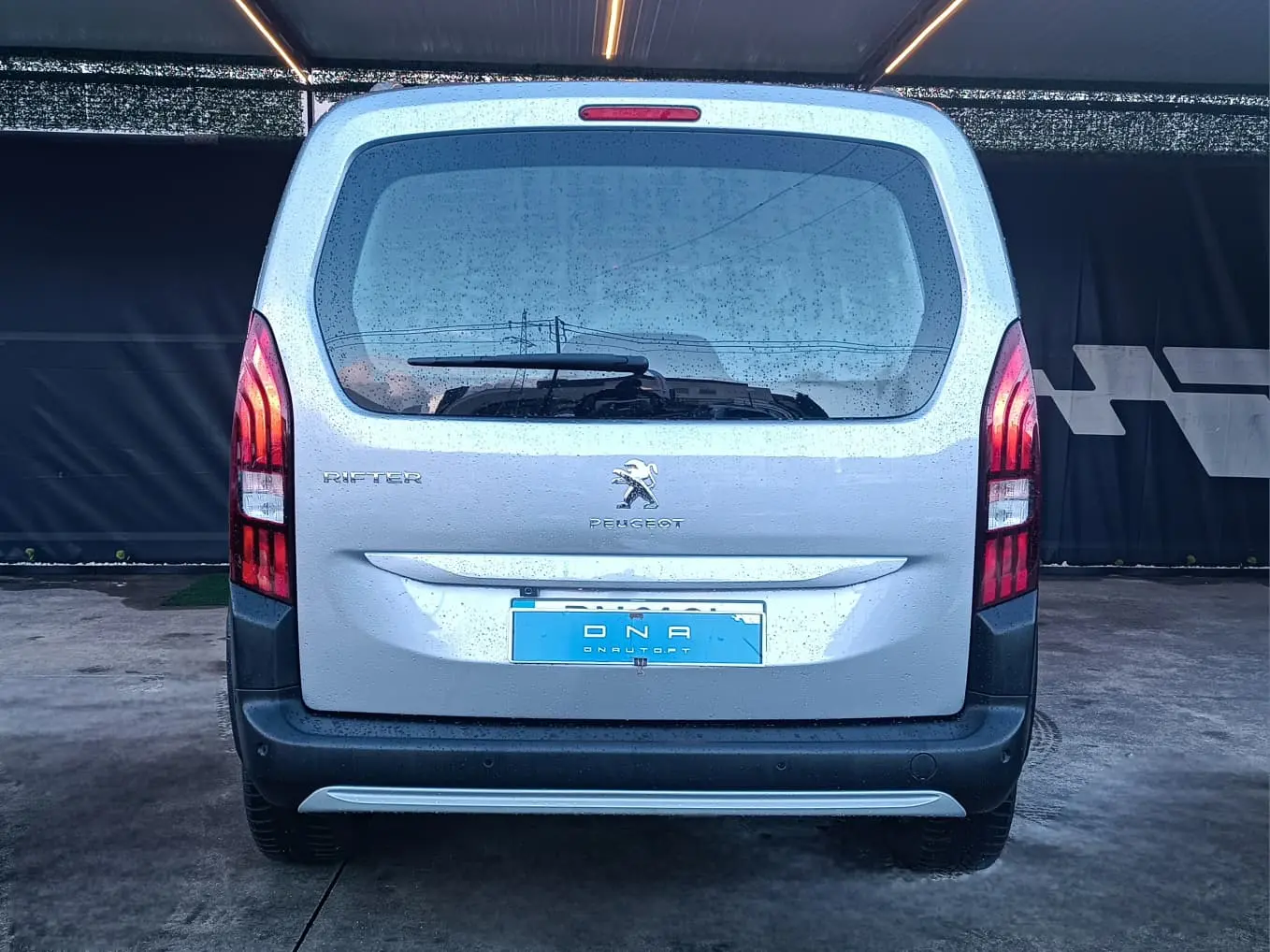 Peugeot Rifter 1.2 PureTech Allure 3