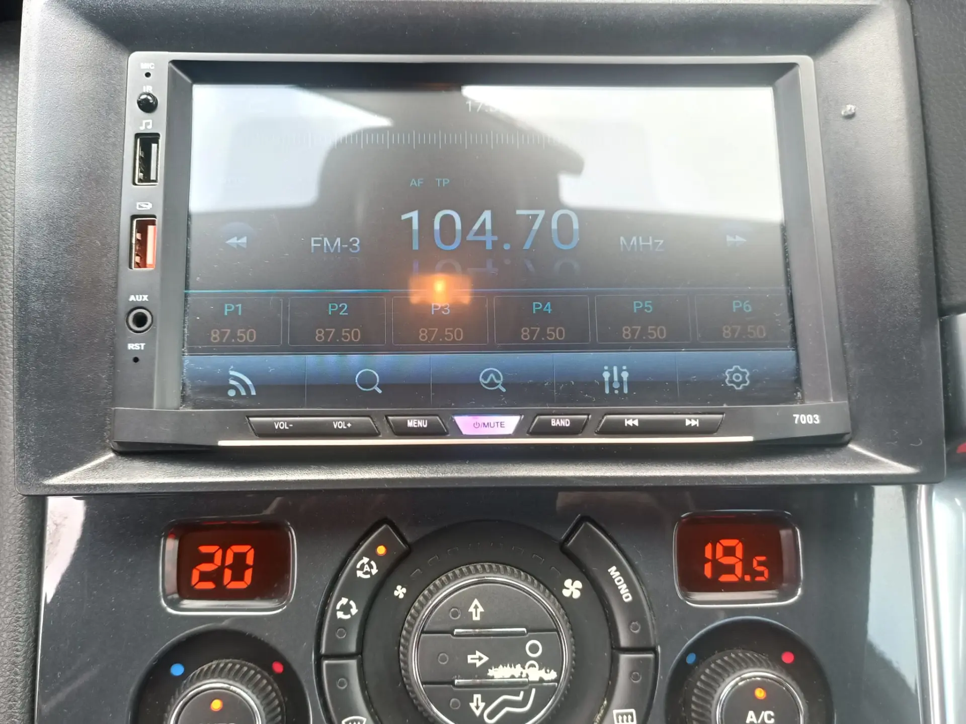 Peugeot 3008 1.6 HDi Premium 11