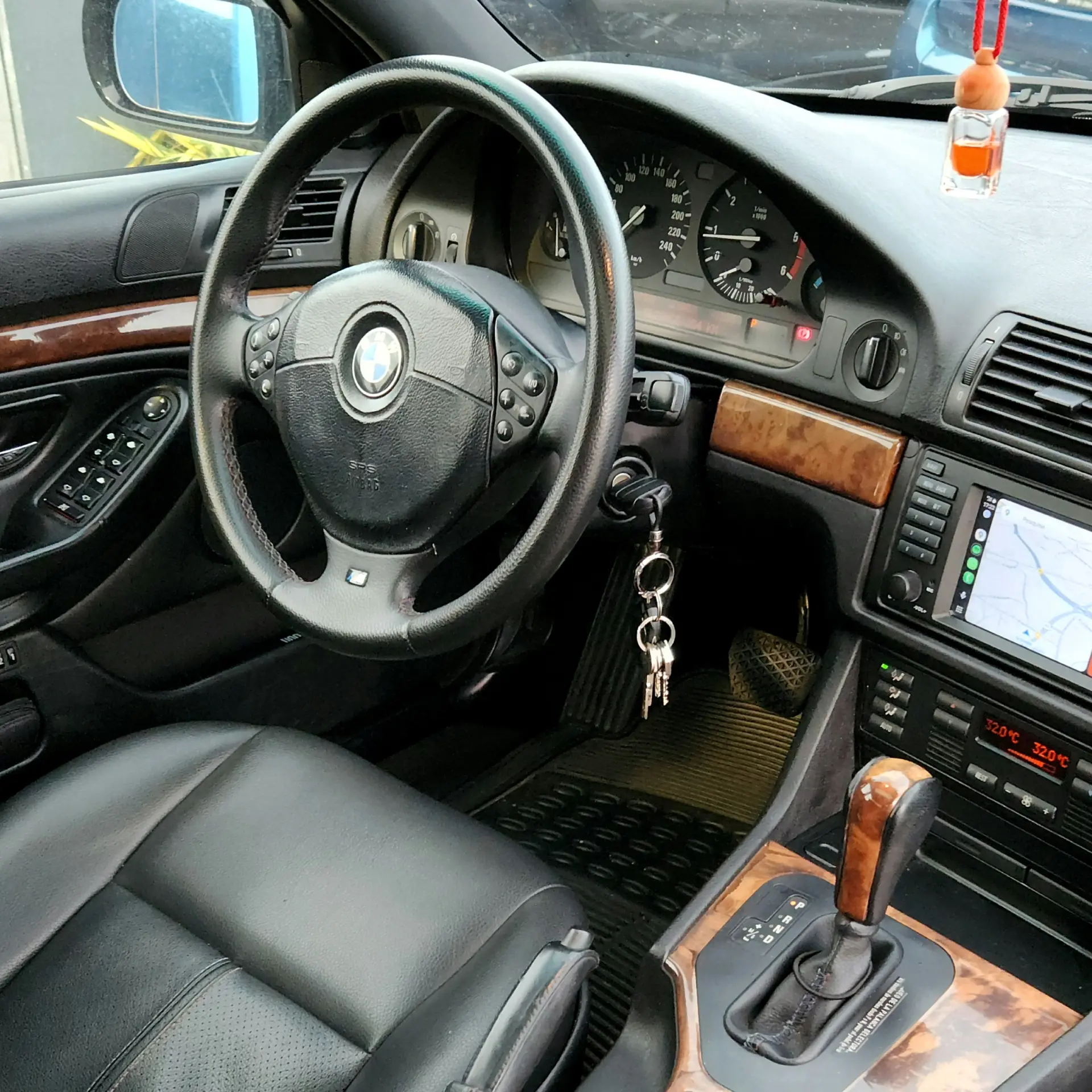BMW 530 dA Touring 16