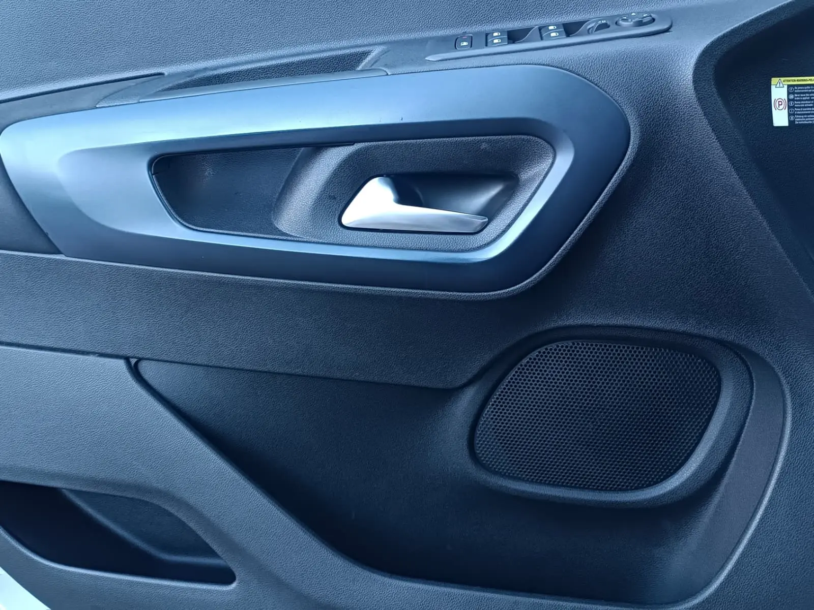 Peugeot Rifter 1.2 PureTech Allure 25