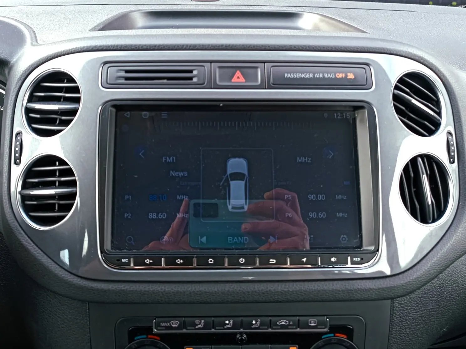 Volkswagen Tiguan 2.0 TDi Sport BlueMotion 10