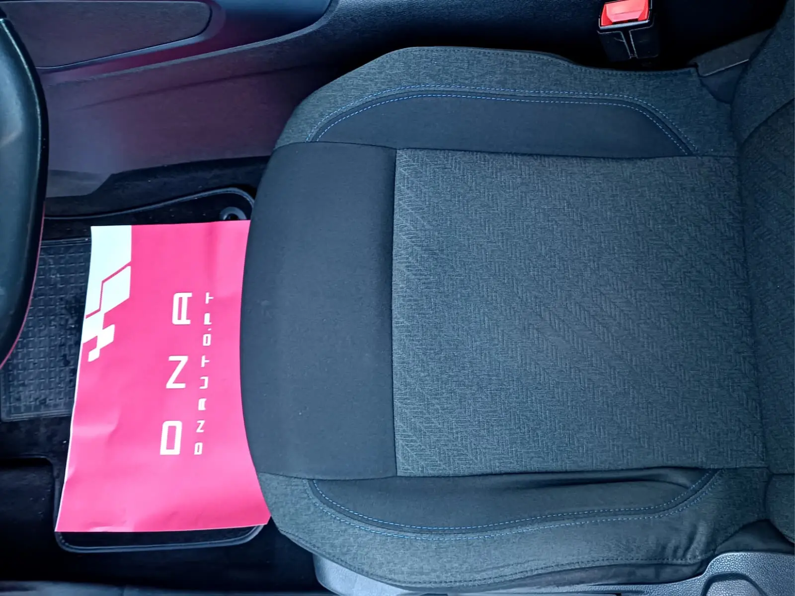 Peugeot Rifter 1.2 PureTech Allure 26