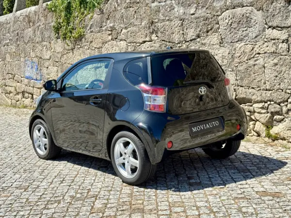 Toyota iQ 1.33 VVT-i 2 MultiDrive EP+NAVI+Bluetooth 3