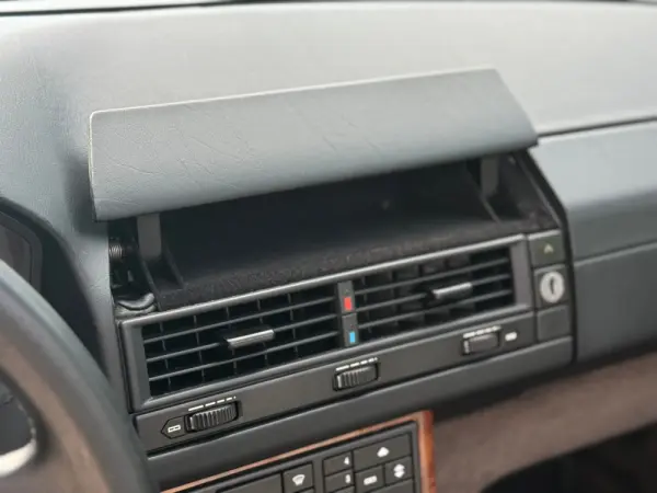 Mercedes-Benz SL 300 19