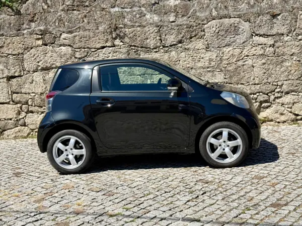 Toyota iQ 1.33 VVT-i 2 MultiDrive EP+NAVI+Bluetooth 6