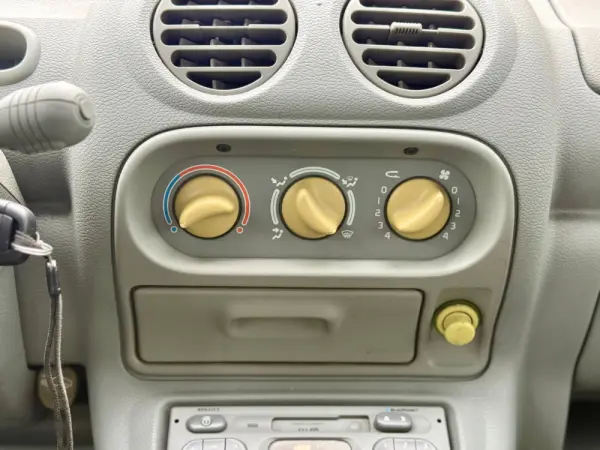 Renault Twingo 1.2 Pack 17