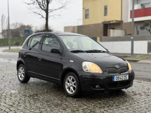 Toyota Yaris 1.0 Sol AC 6