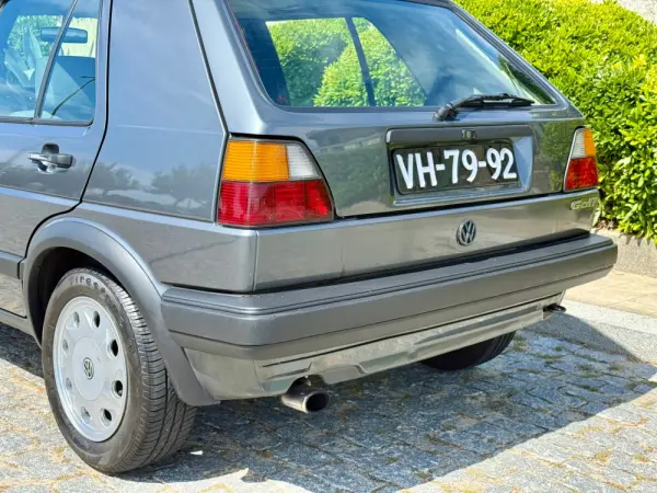 Volkswagen Golf 1.3 GL 4