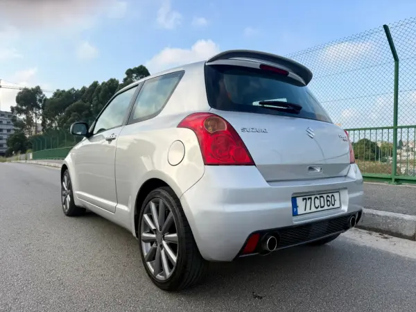 Suzuki Swift 1.6 VVT Sport 5