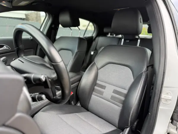 Mercedes-Benz GLA 180 d Style Aut. 10