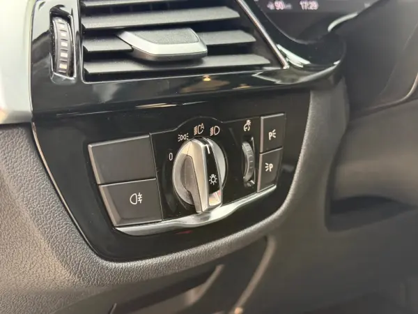 BMW 520 d Line Luxury Auto 18