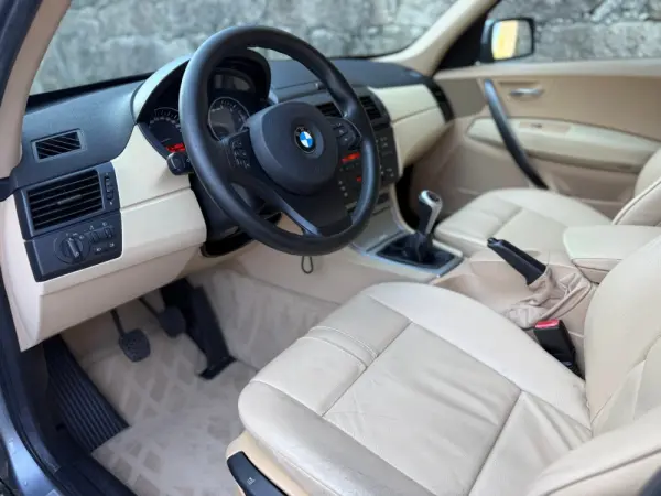 BMW X3 2.0 d LifeStyle 13