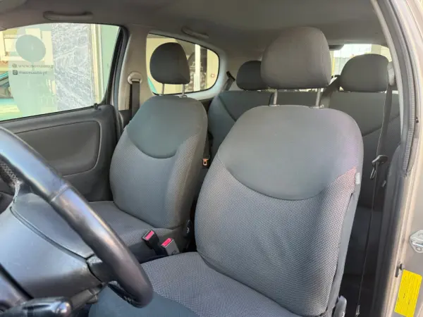 Toyota Yaris 1.0 Sol MMT AC 7