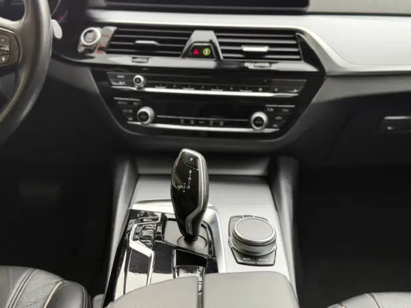 BMW 520 d Line Luxury Auto 17