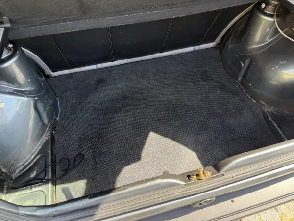 Volkswagen Golf 1.3 GL 26