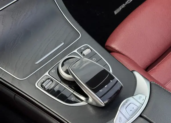 Mercedes-Benz C 220 d Cabrio 9G-Tronic AMG Line 28