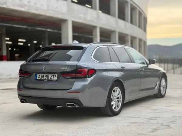 BMW 520 d Line Luxury Auto 2