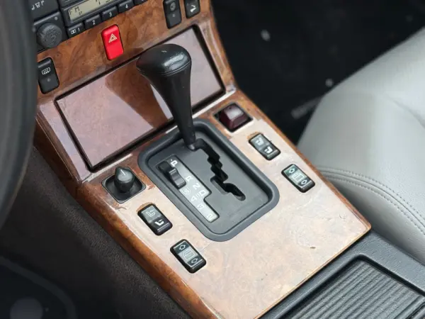 Mercedes-Benz SL 300 24