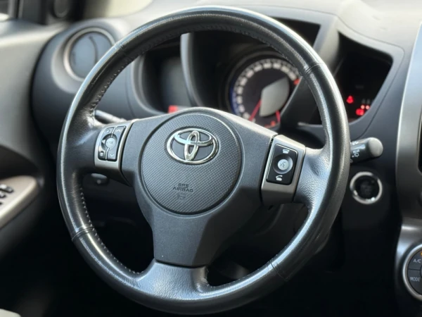 Toyota Urban Cruiser 1.4 D-4D High Pack +NAVI 7