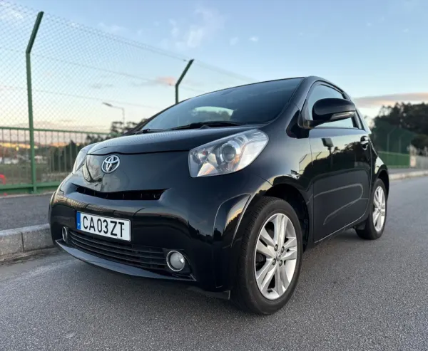 Toyota iQ 1.33 VVT-i 2 NAVI+Bluetooth 18