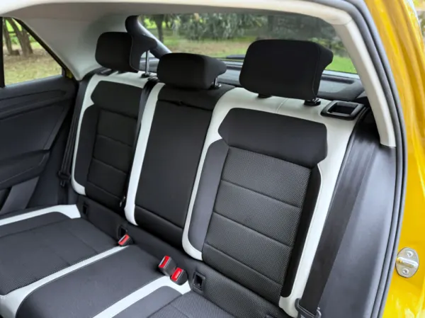 Volkswagen T-Roc 2.0 TDI Sport DSG 4Motion 18