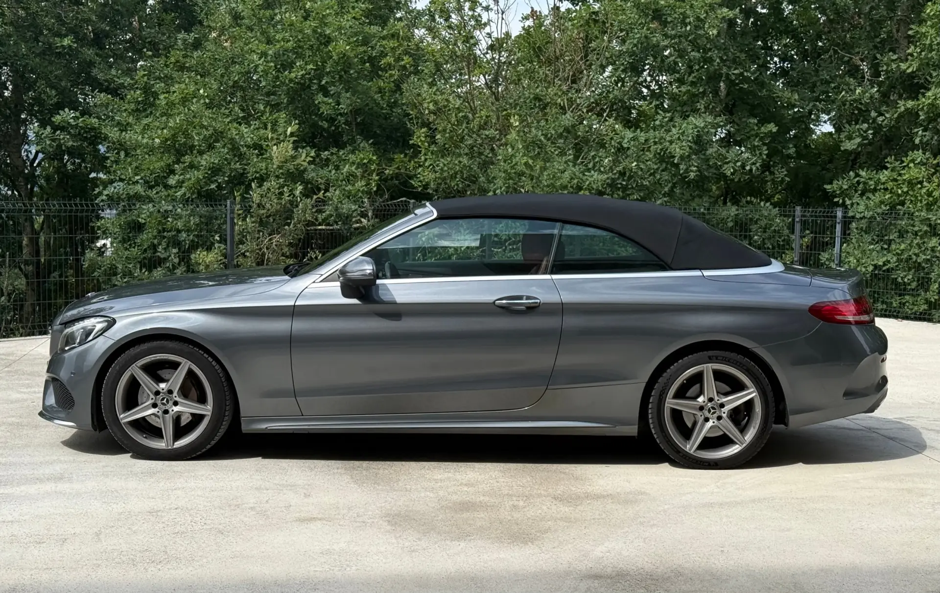 Mercedes-Benz C 220 d Cabrio 9G-Tronic AMG Line 4