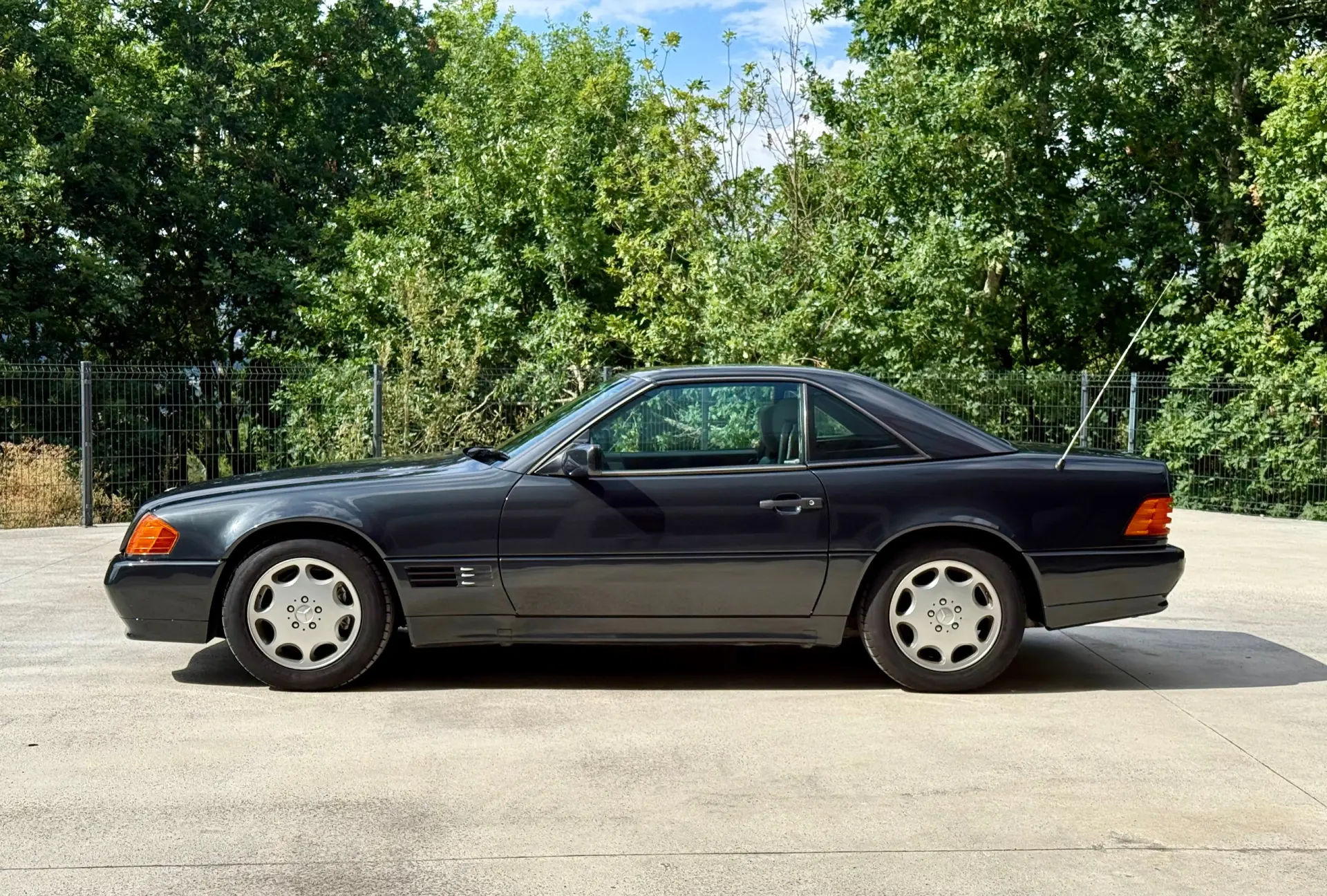 Mercedes-Benz SL 300 4
