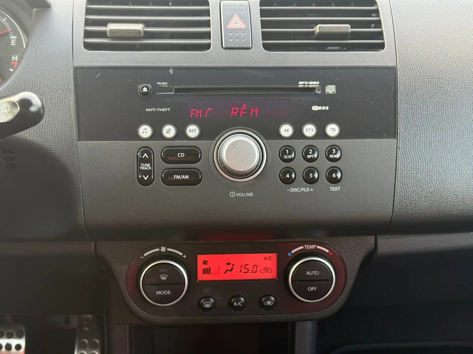 Suzuki Swift 1.6 VVT Sport 12